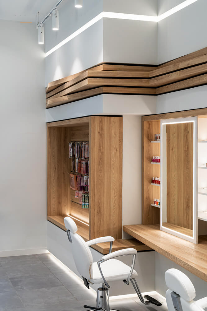 07 beauty station wood frame care