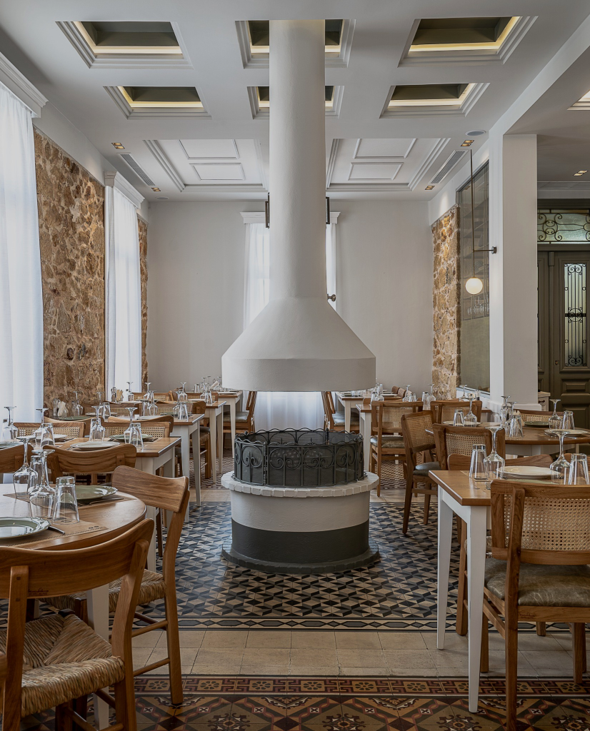 07 merasti restaurant black film luxury