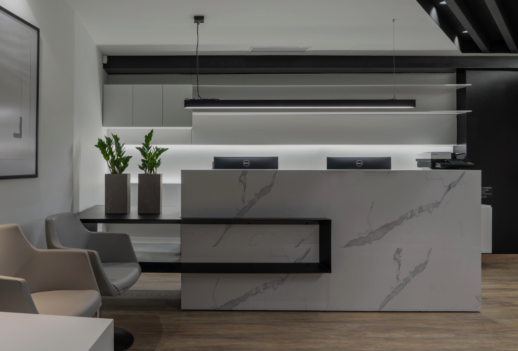15 kv office black film luxury