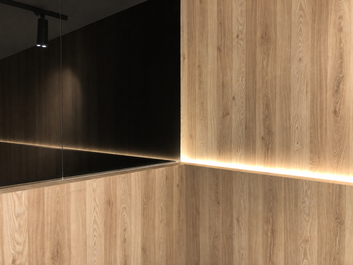 black glass height 1086